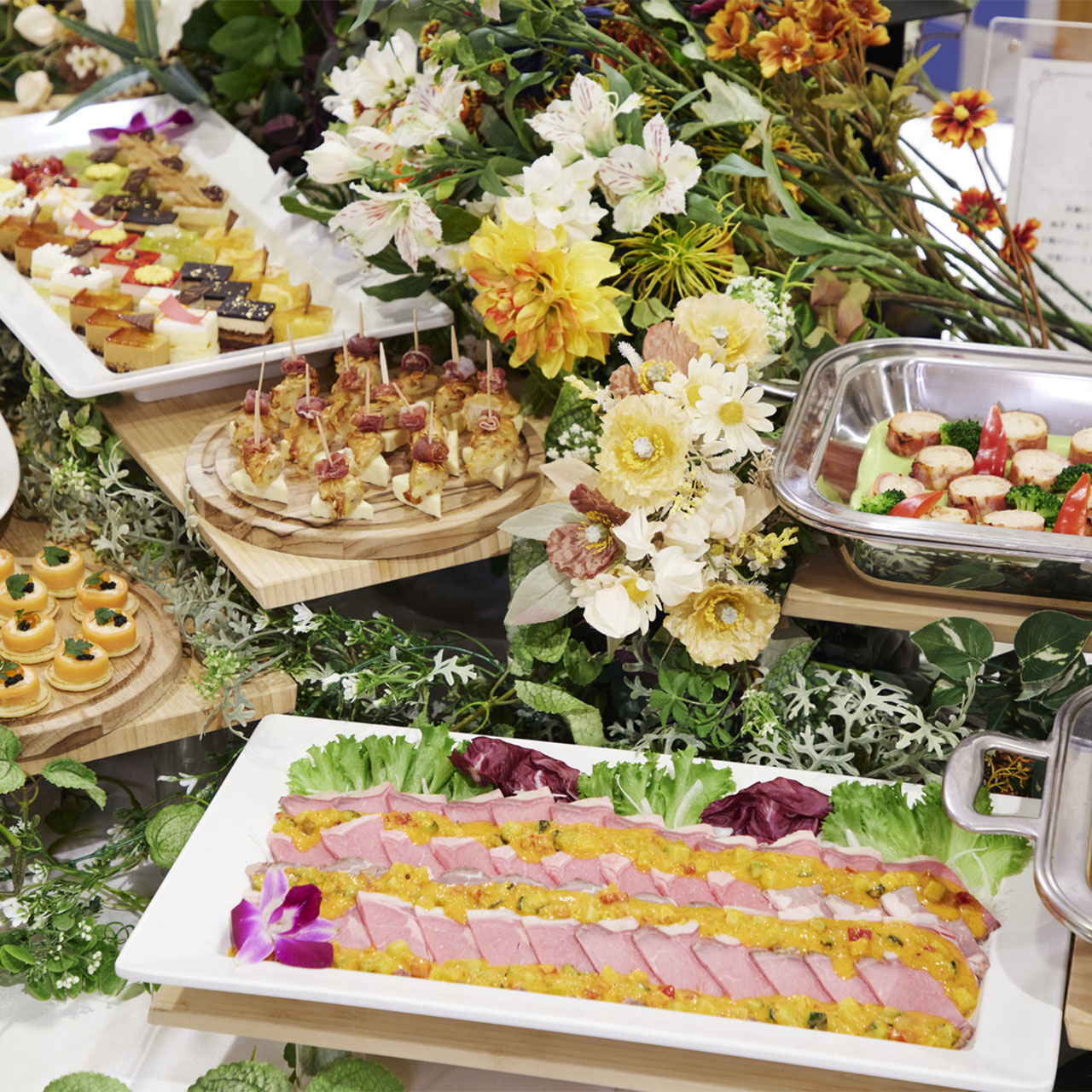 スタイリッシュパーティービュッフェプラン4,400円(税込) 4月13日~7月12日