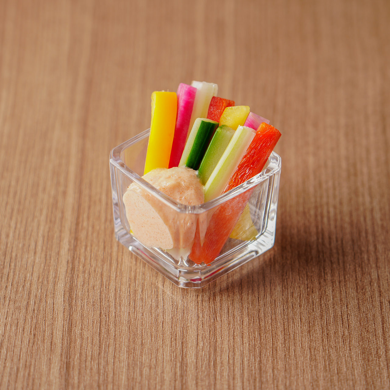 フレッシュ野菜の明太マヨ風ディップ